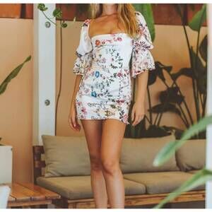 NEW SOAH camille floral mini dress in white